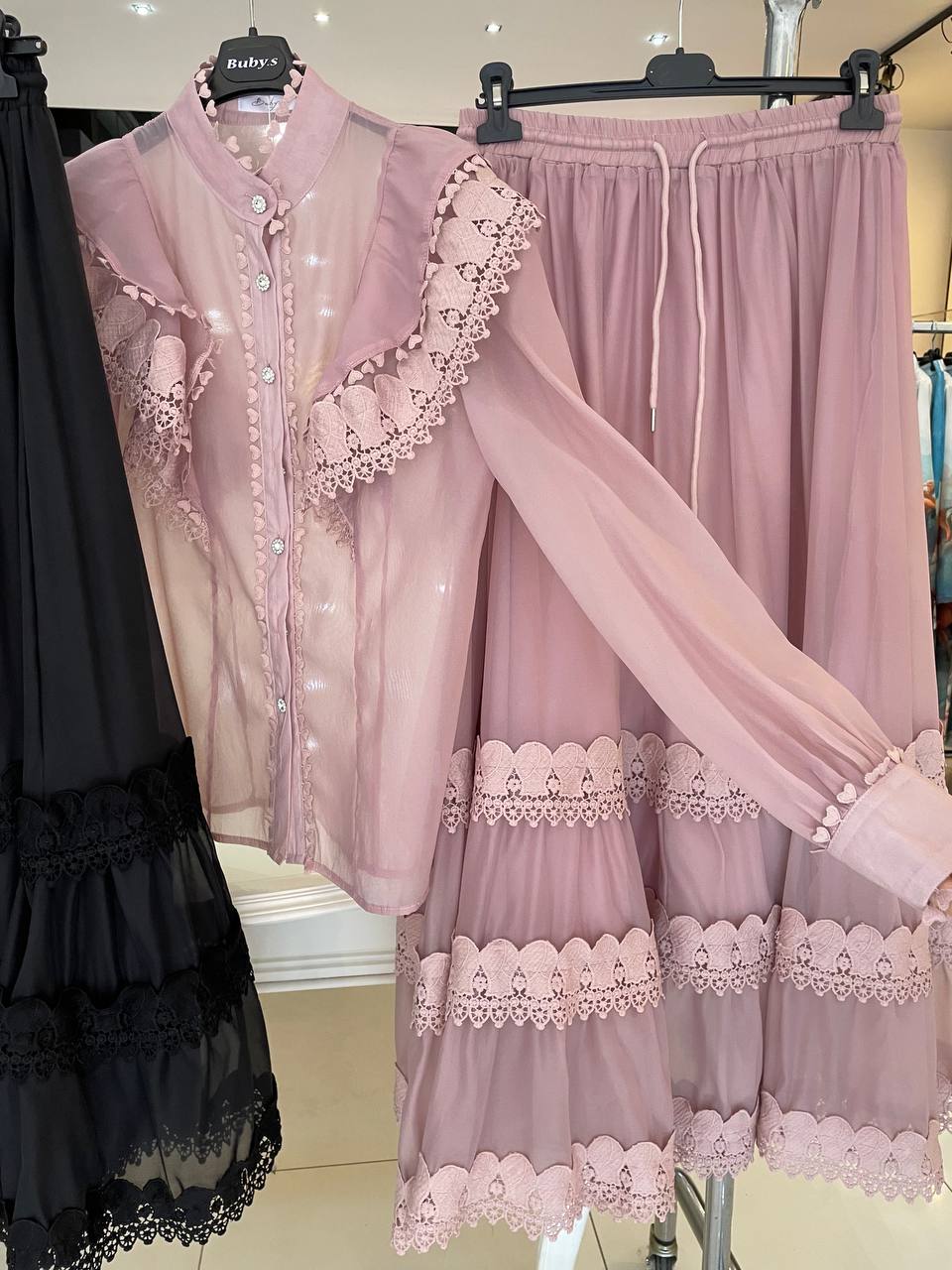 Фото Kitana (Rinascimento, Большие размеры)