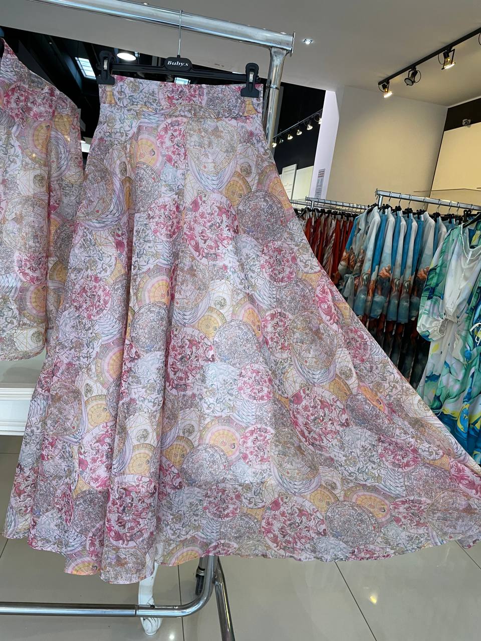 Фото Kitana (Rinascimento, Большие размеры)