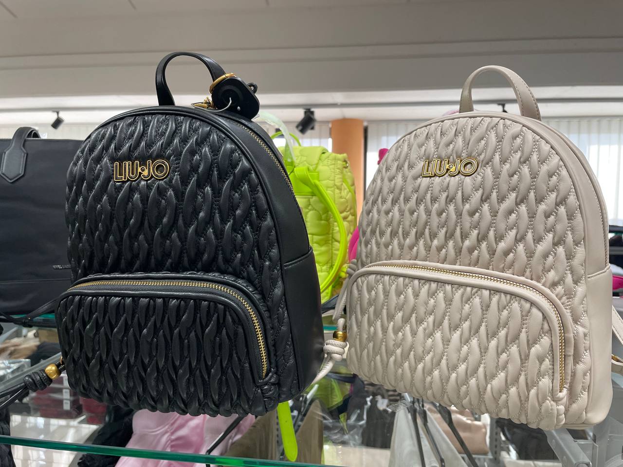 Фото Outlet