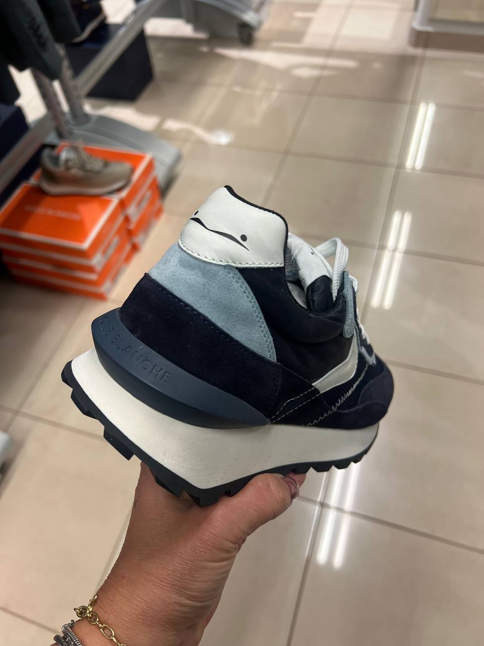 Фото Outlet