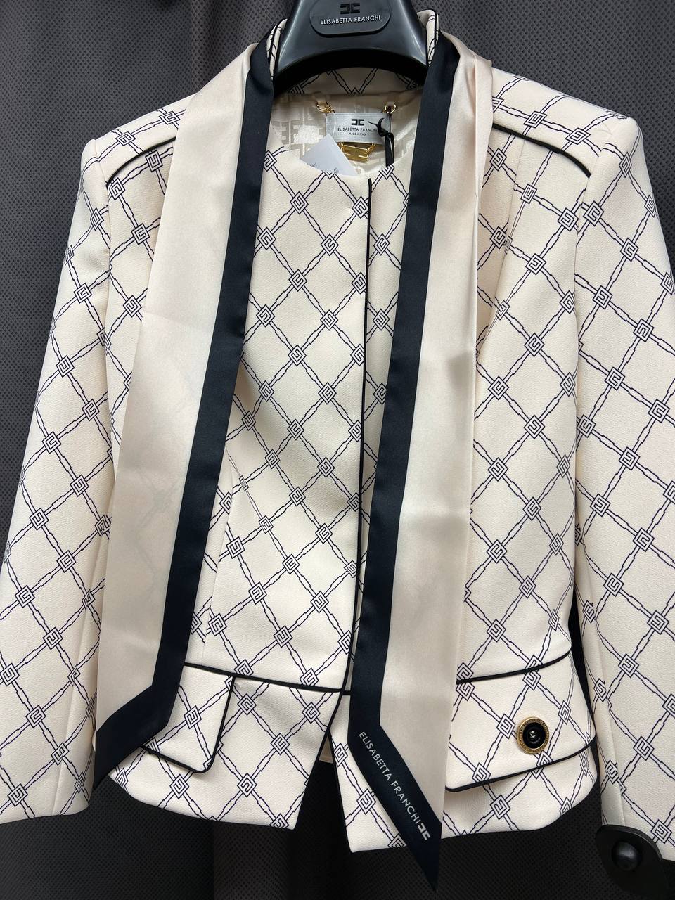 Фото Outlet
