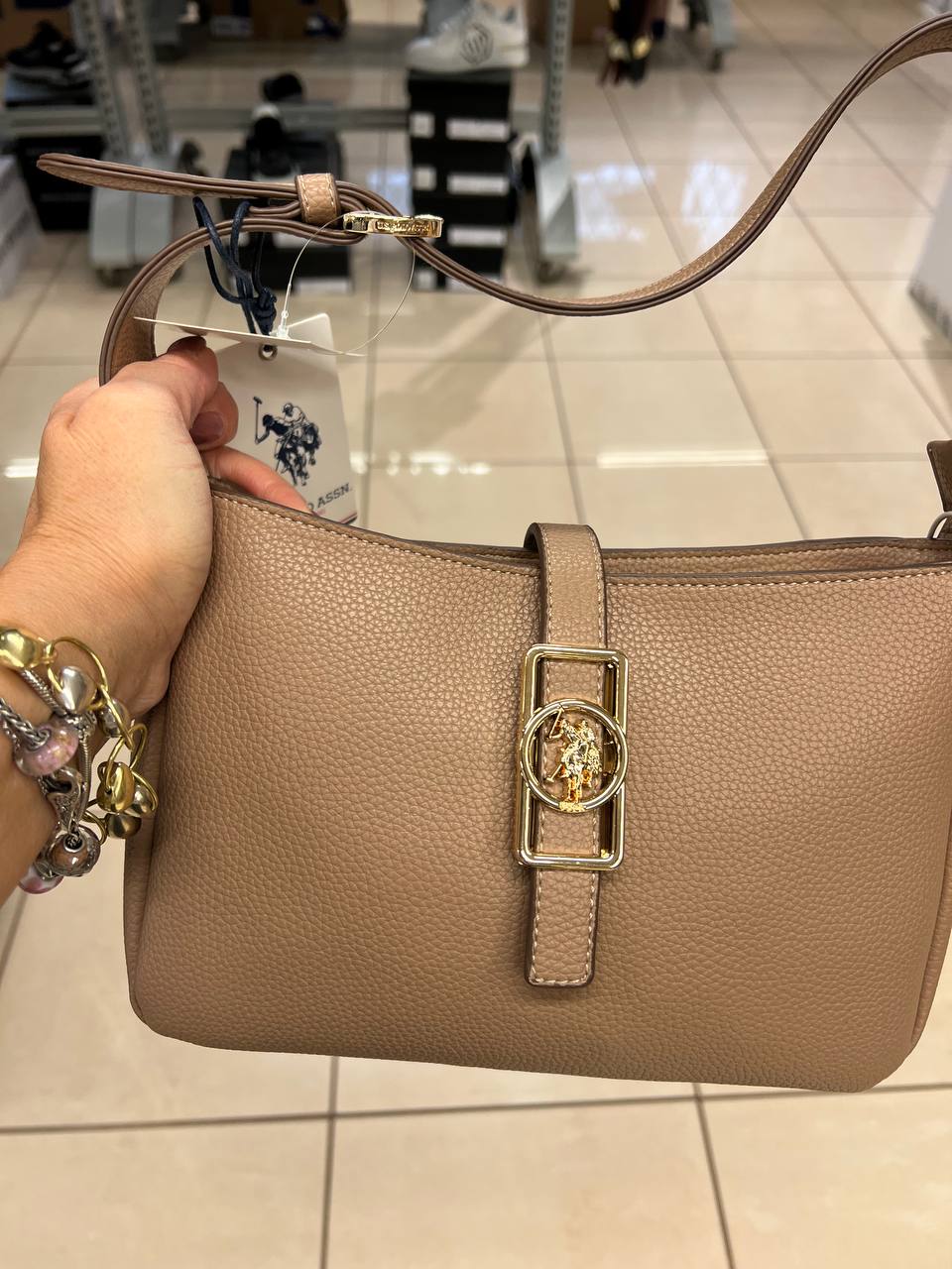 Фото Outlet