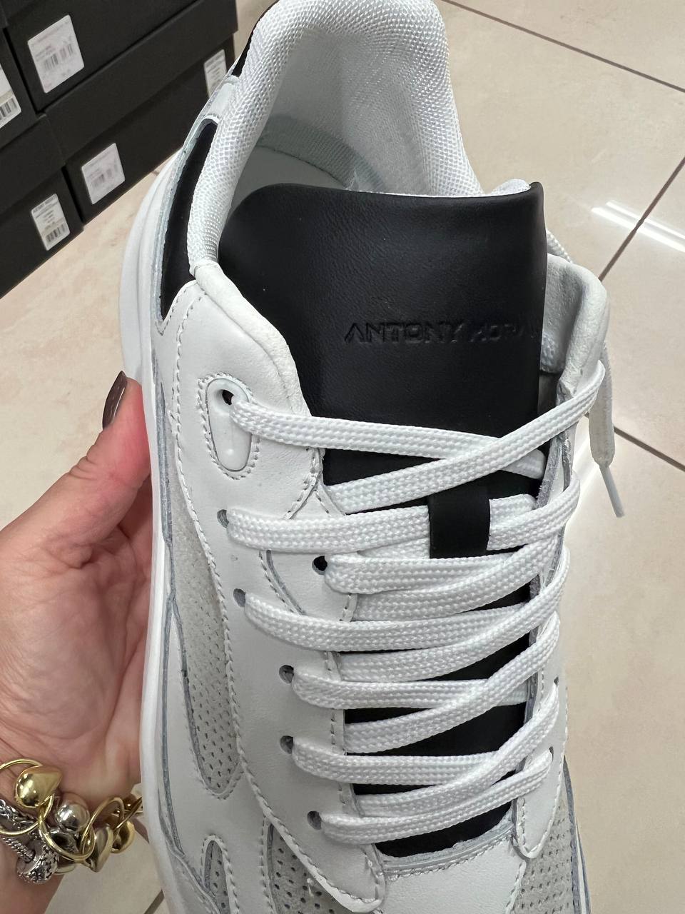 Фото Outlet