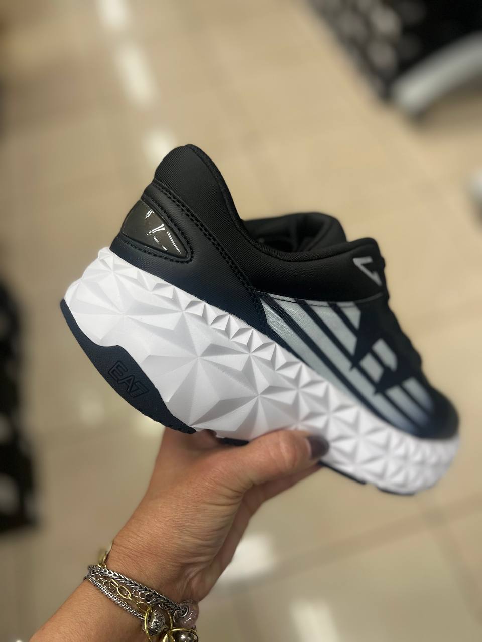 Фото Outlet