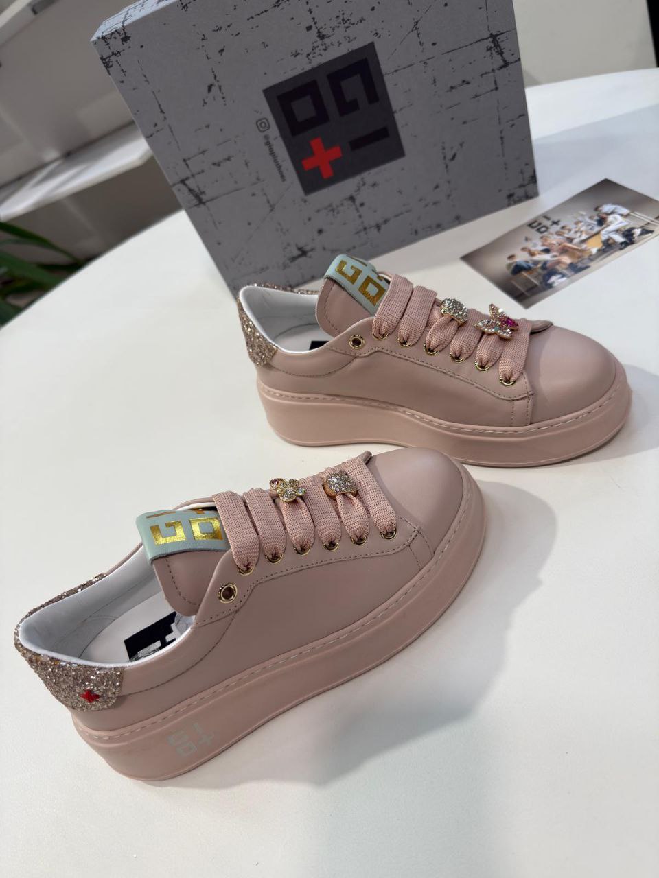 Фото Outlet