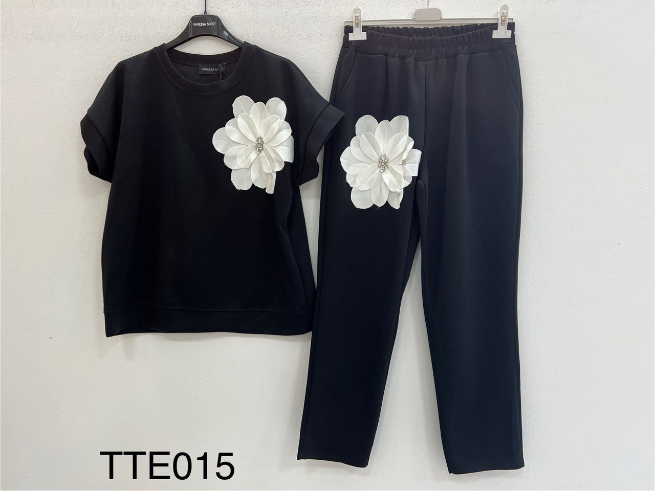 Фото Vanessa Scott