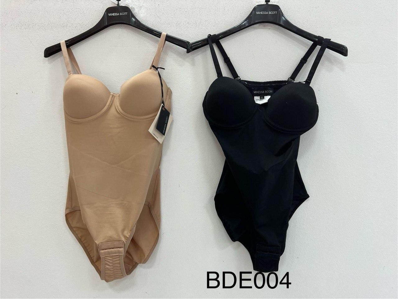 Фото Vanessa Scott