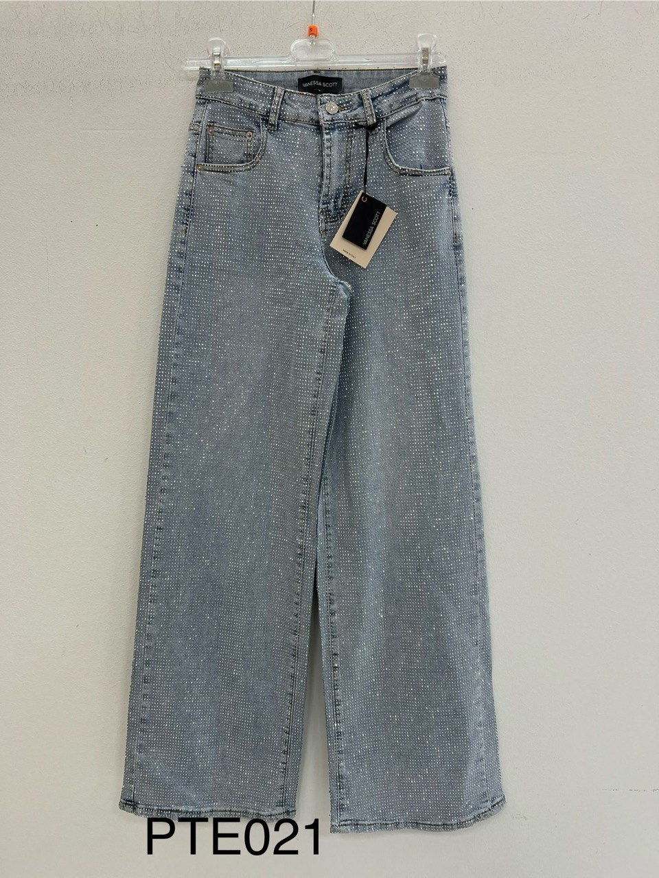 Фото Vanessa Scott