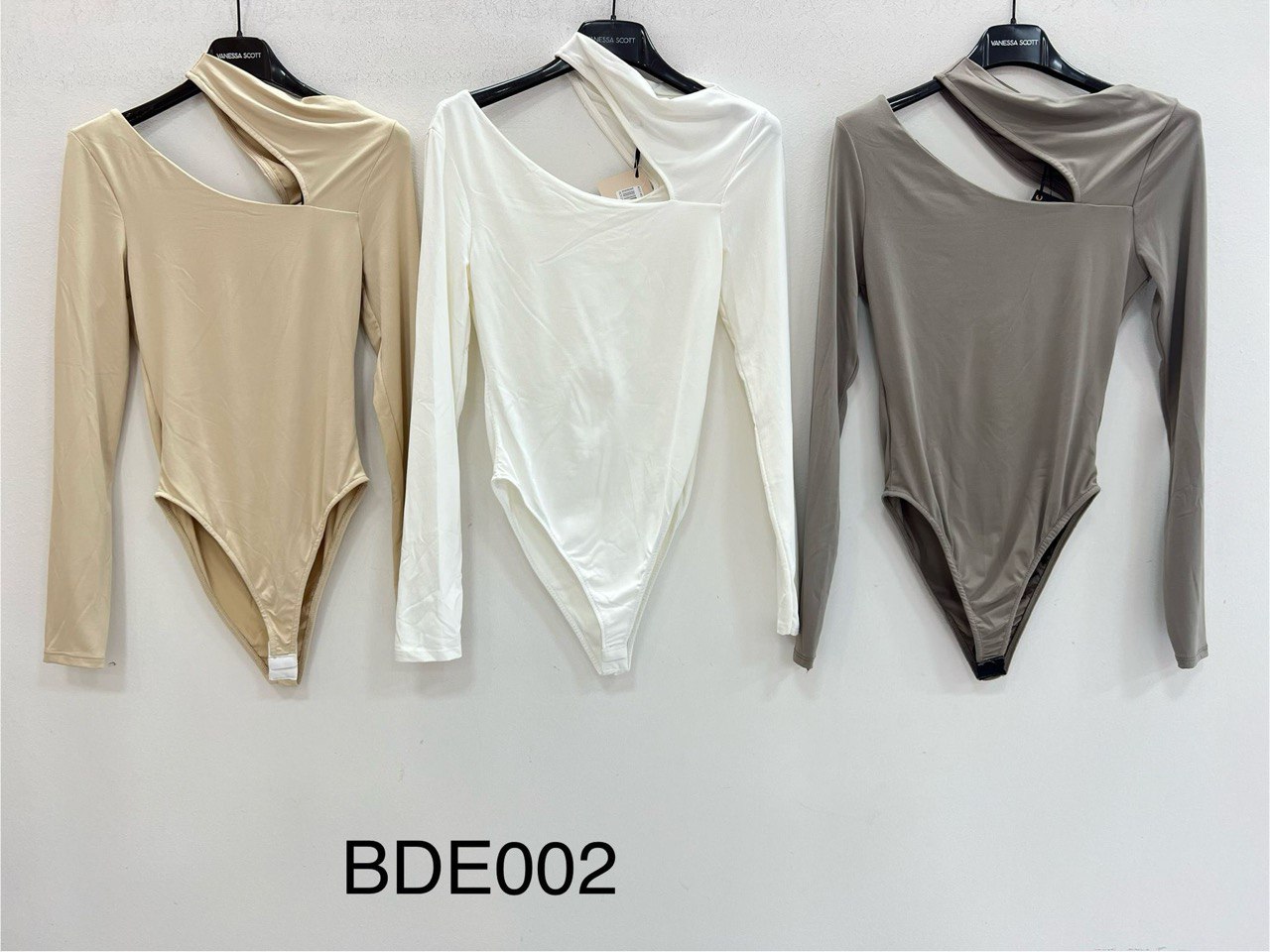 Фото Vanessa Scott