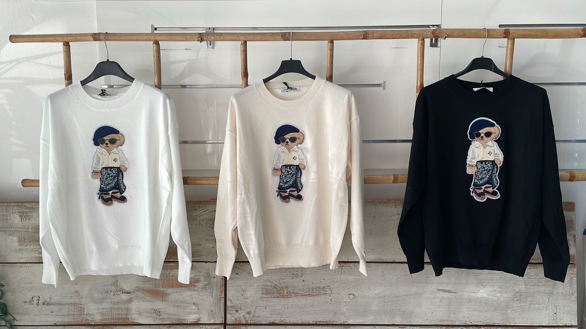 Фото Joie Clair (J-Clair)