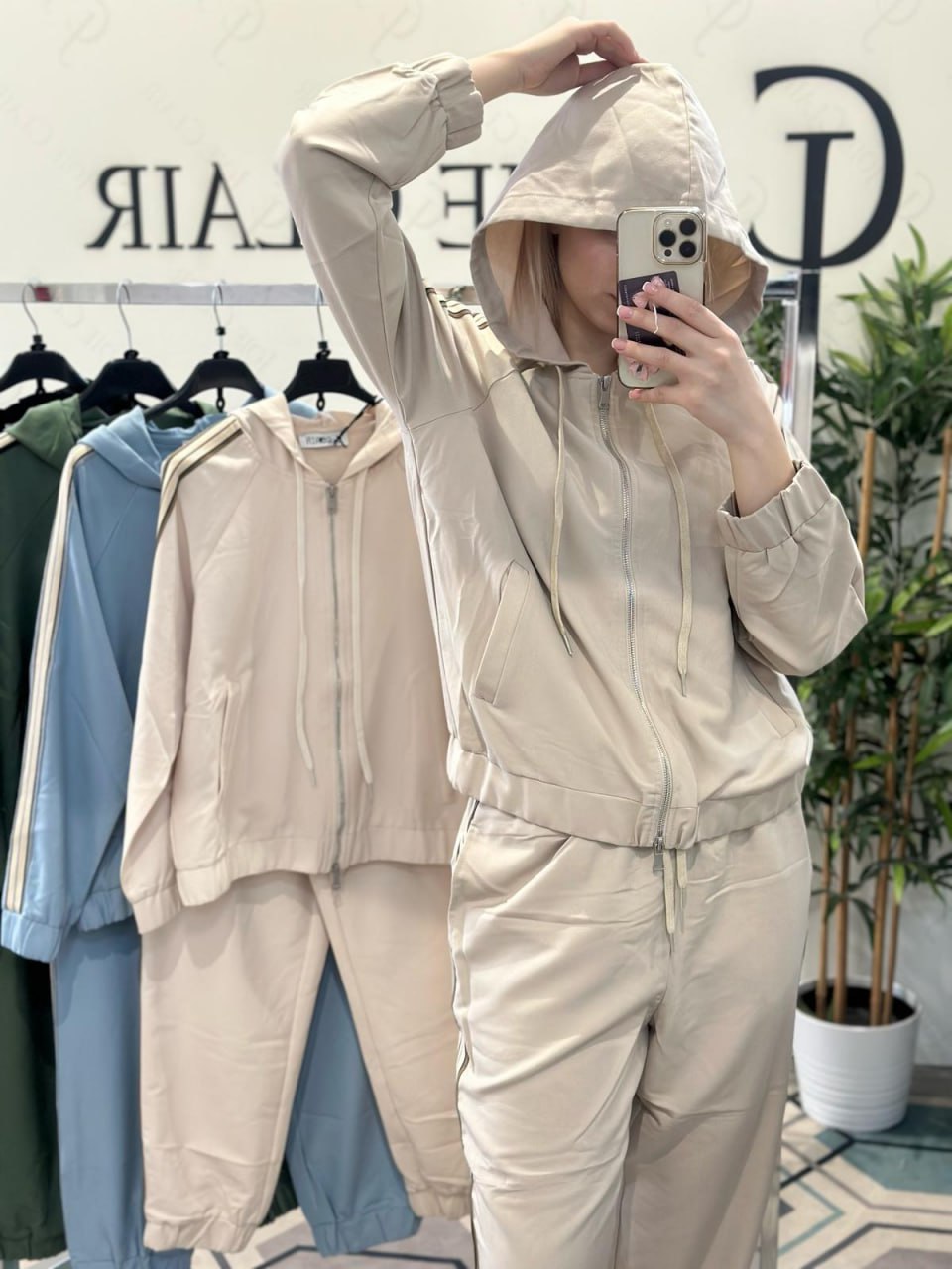 Фото Joie Clair (J-Clair)