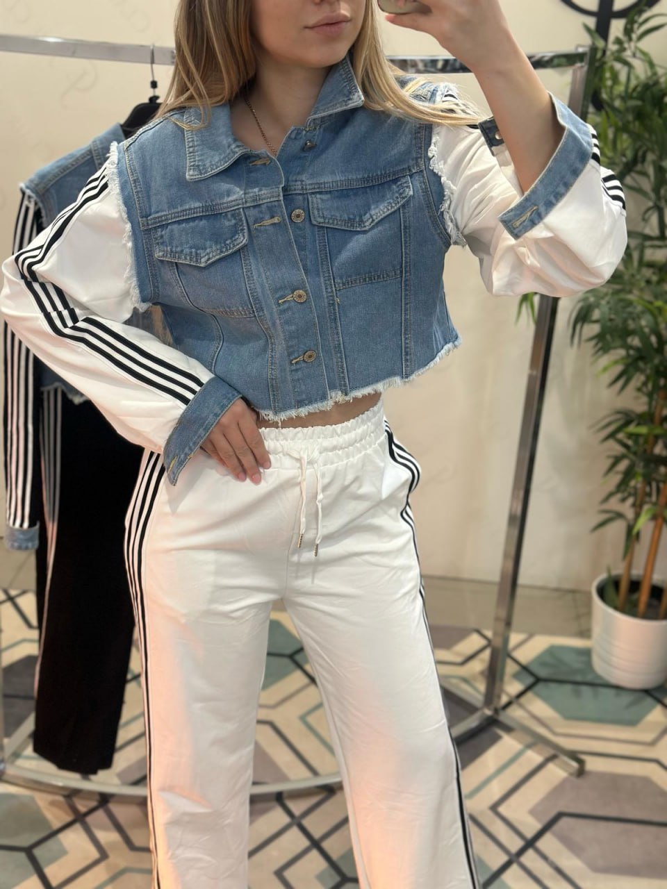 Фото Joie Clair (J-Clair)