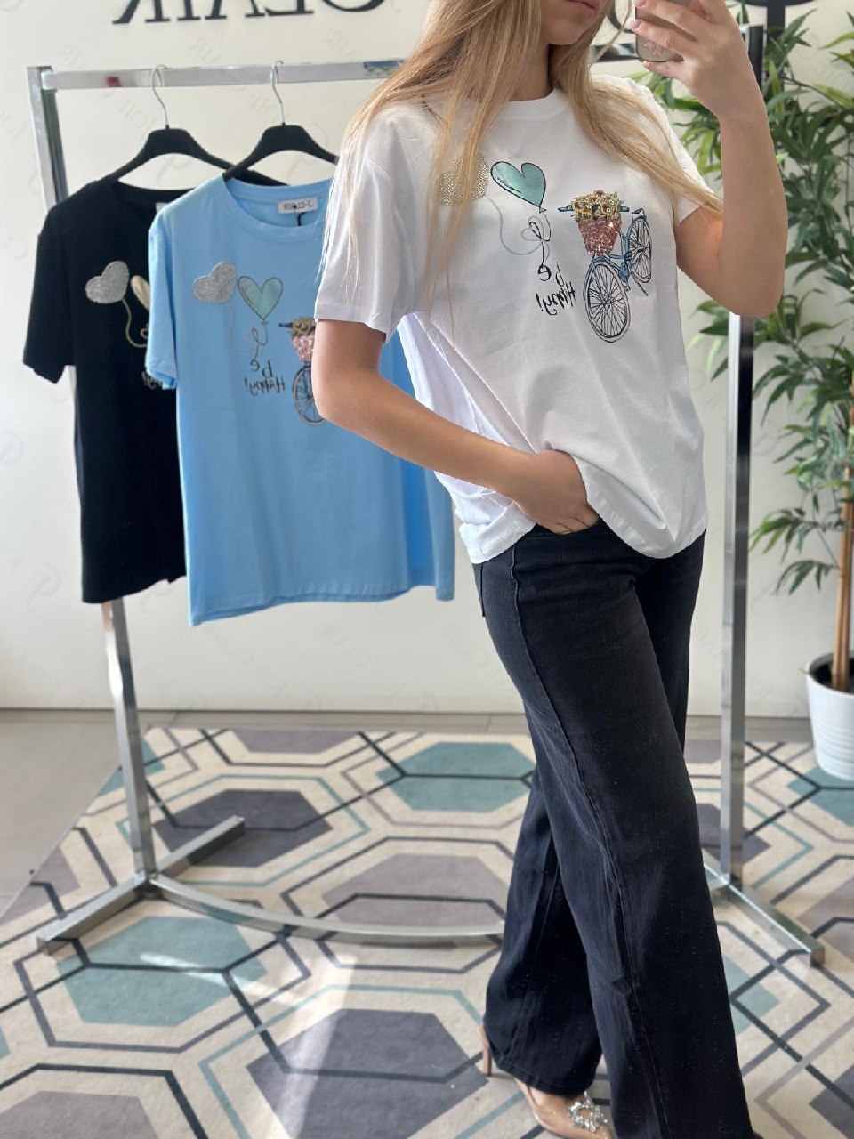 Фото Joie Clair (J-Clair)