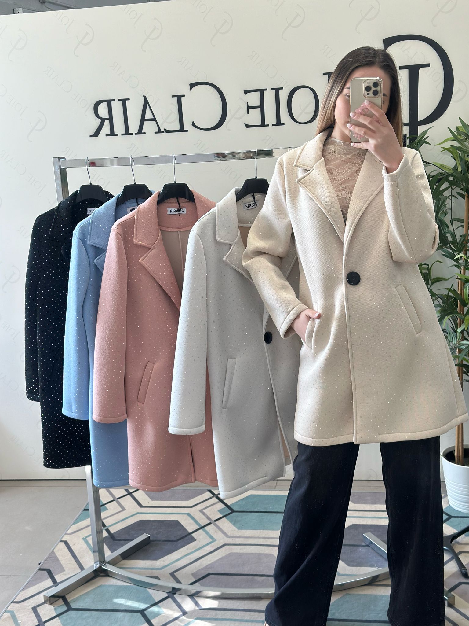 Фото Joie Clair (J-Clair)