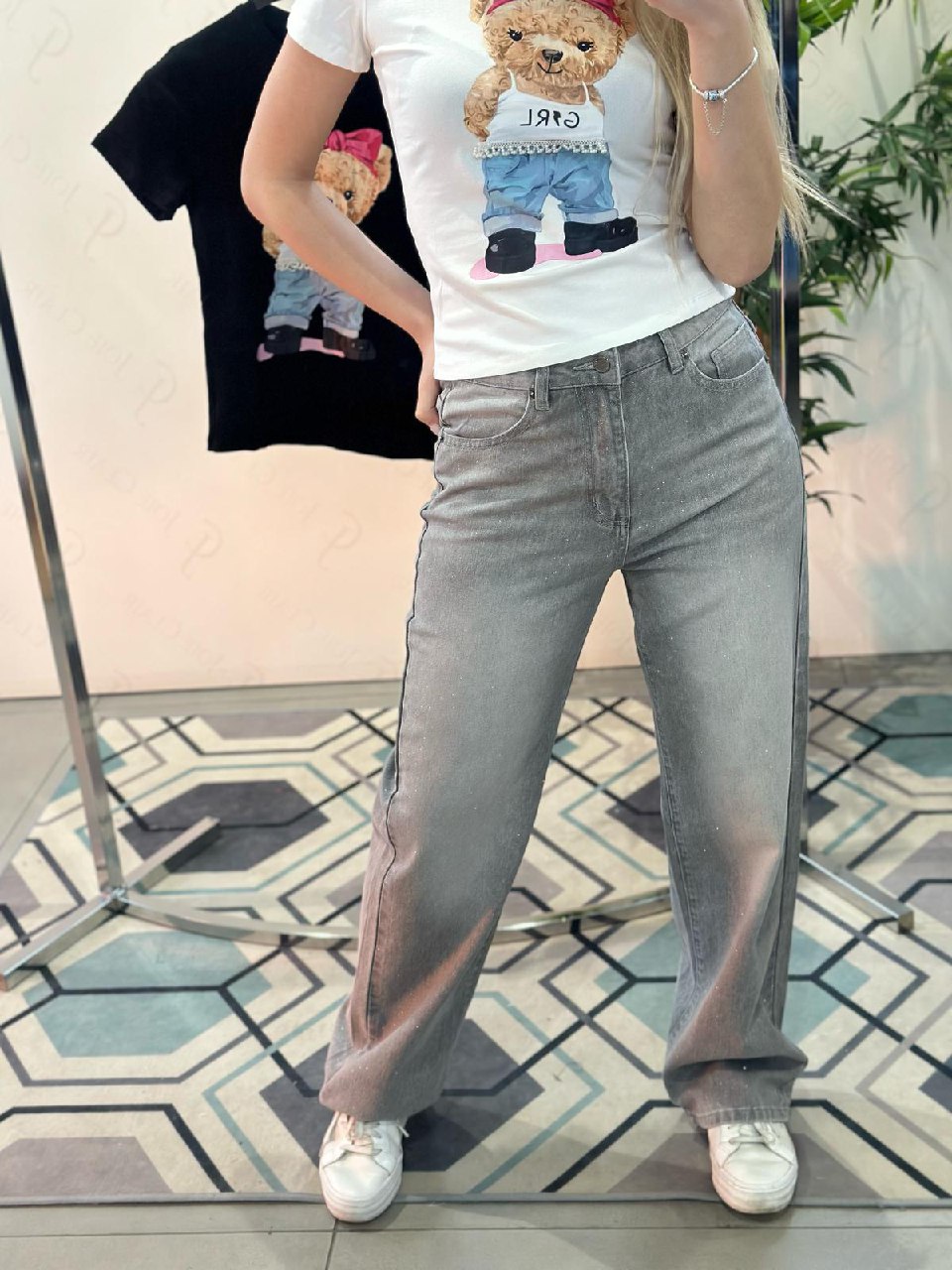Фото Joie Clair (J-Clair)