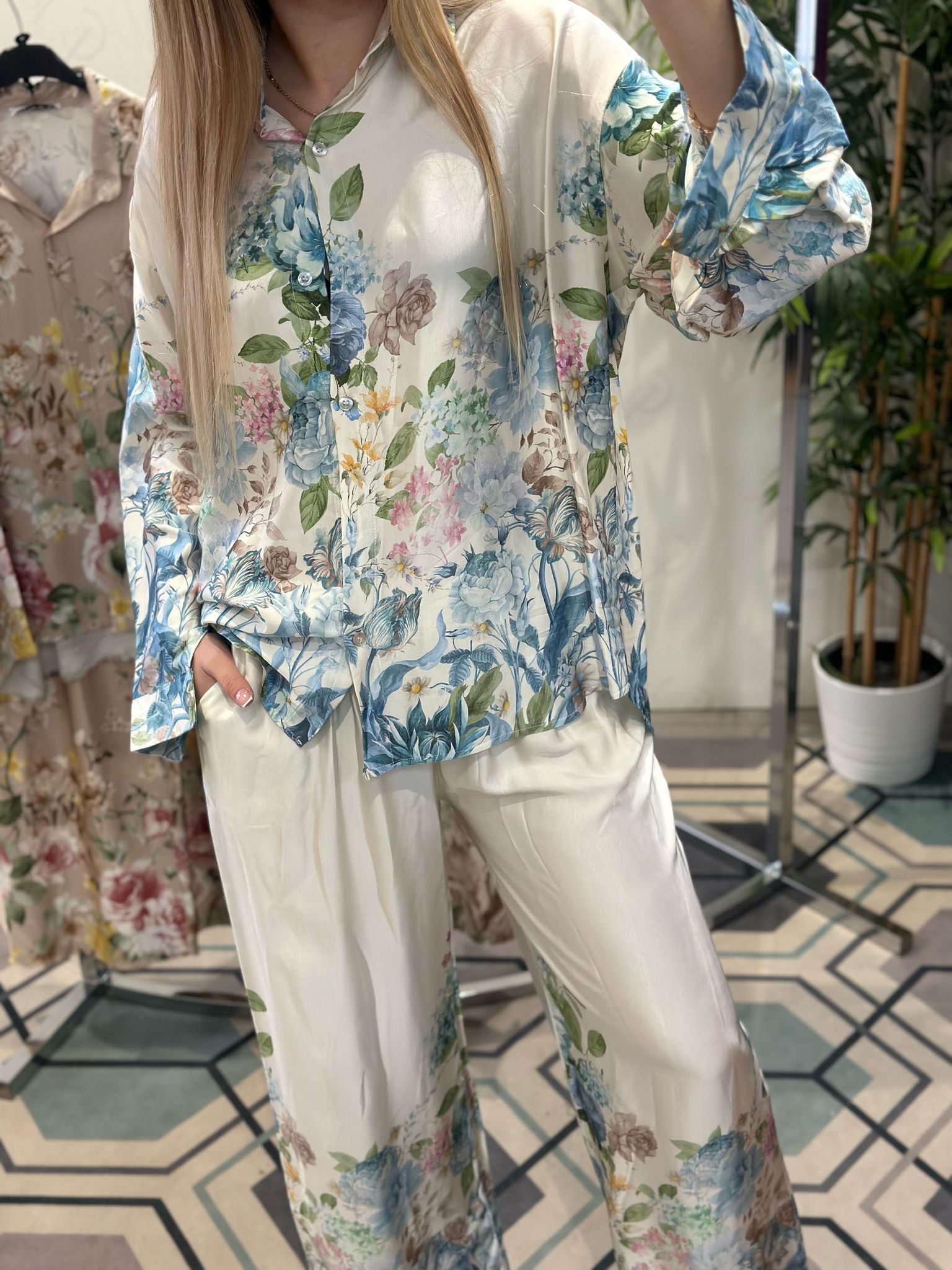 Фото Joie Clair (J-Clair)