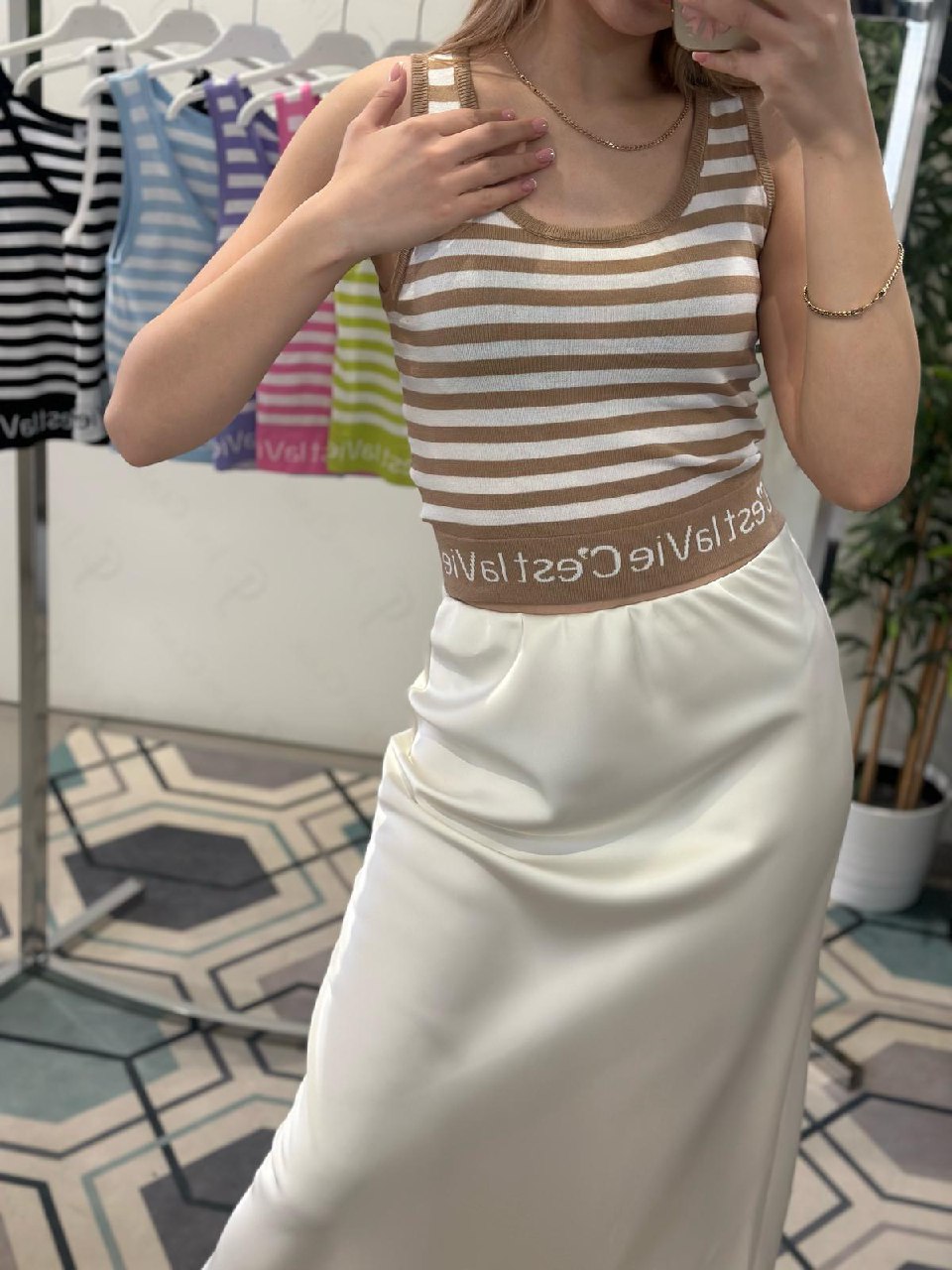 Фото Joie Clair (J-Clair)