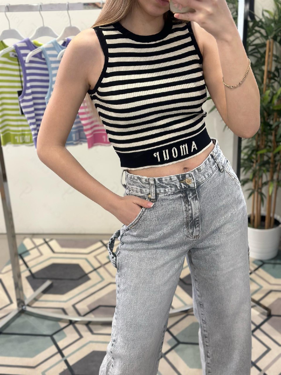 Фото Joie Clair (J-Clair)