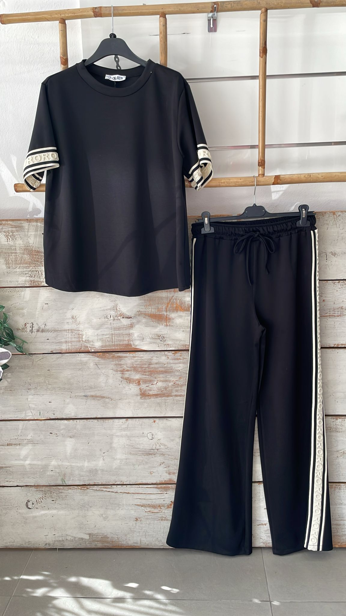 Фото Joie Clair (J-Clair)