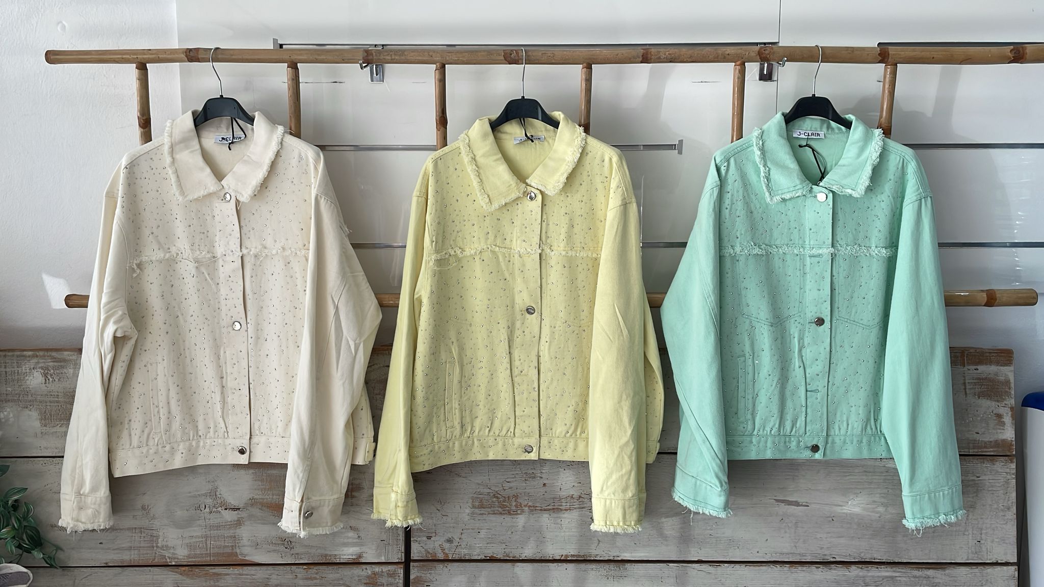 Фото Joie Clair (J-Clair)