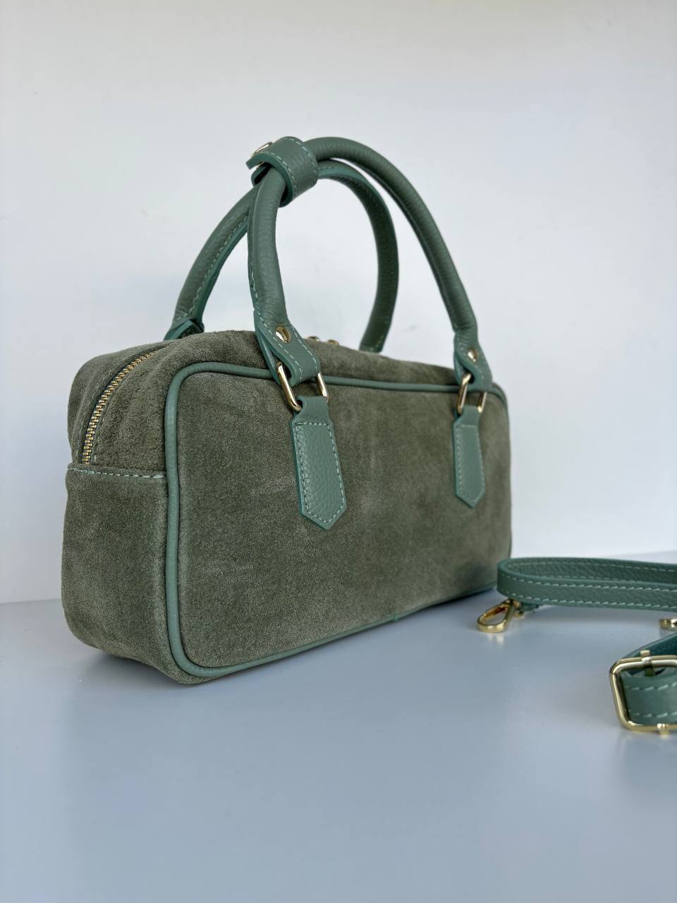 Фото Leather Country