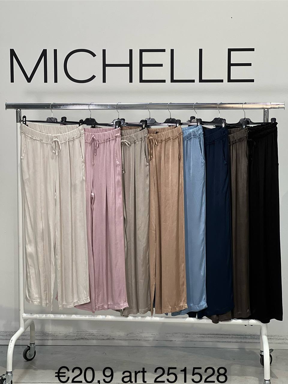 Фото Amelie Follies (Michelle)