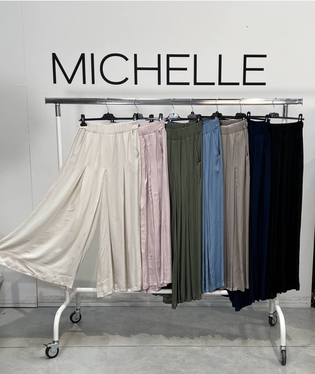 Фото Amelie Follies (Michelle)