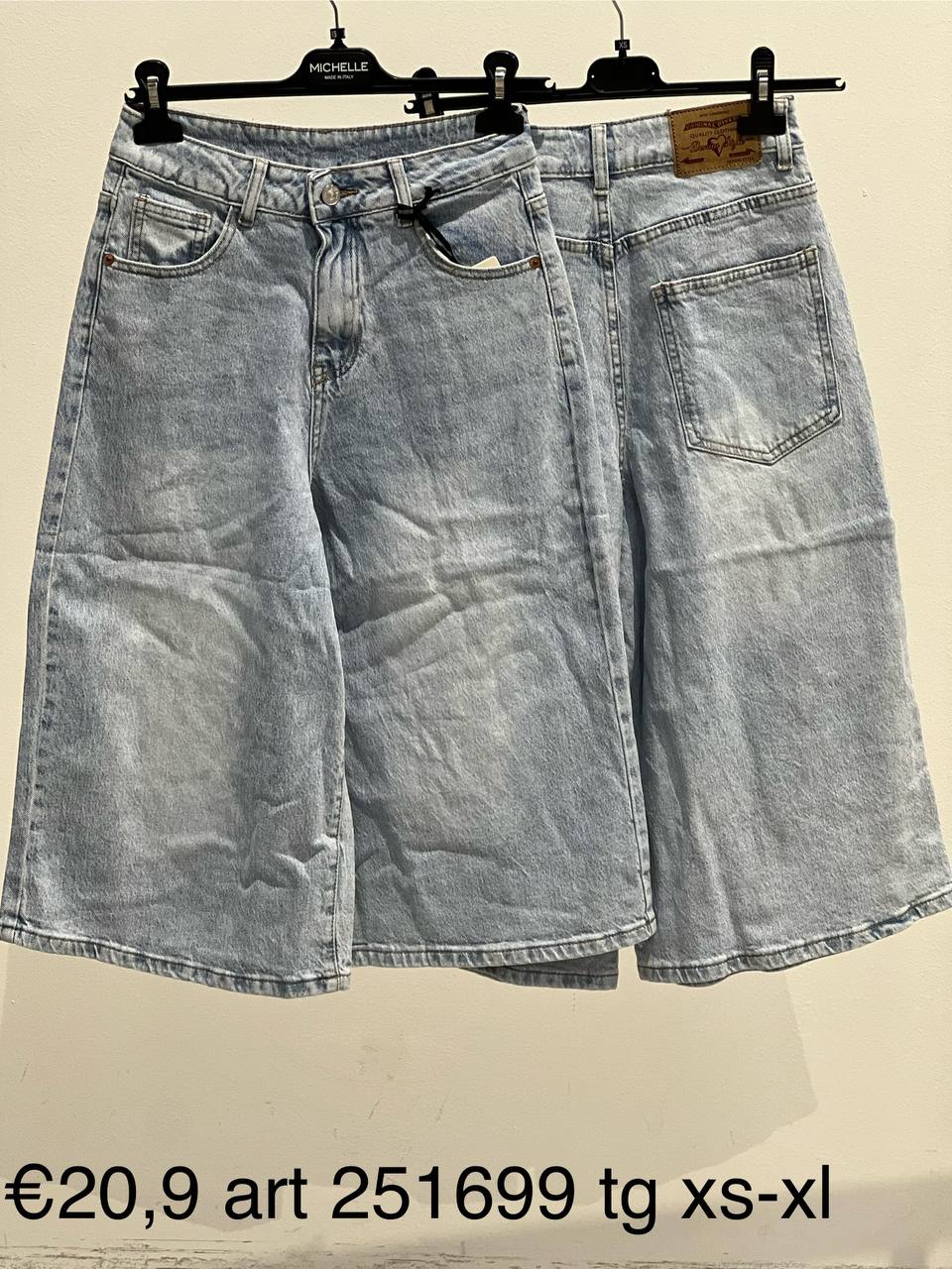 Фото Amelie Follies (Michelle)