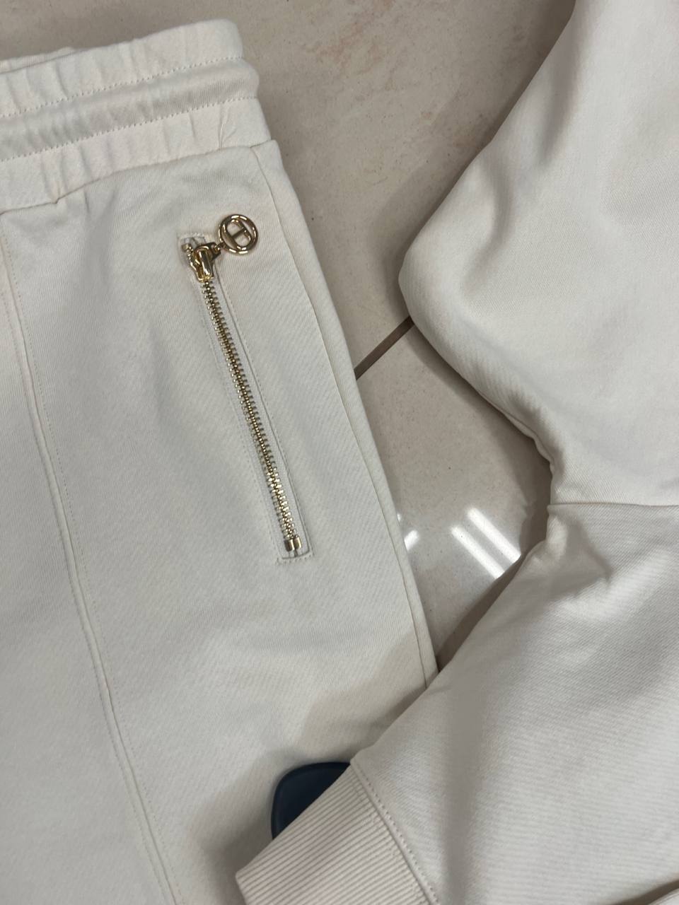Фото Outlet