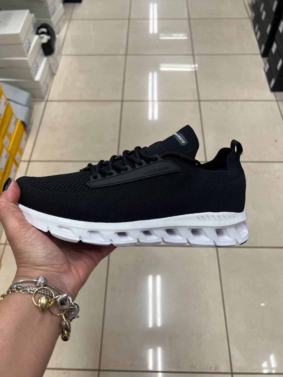 Фото Outlet