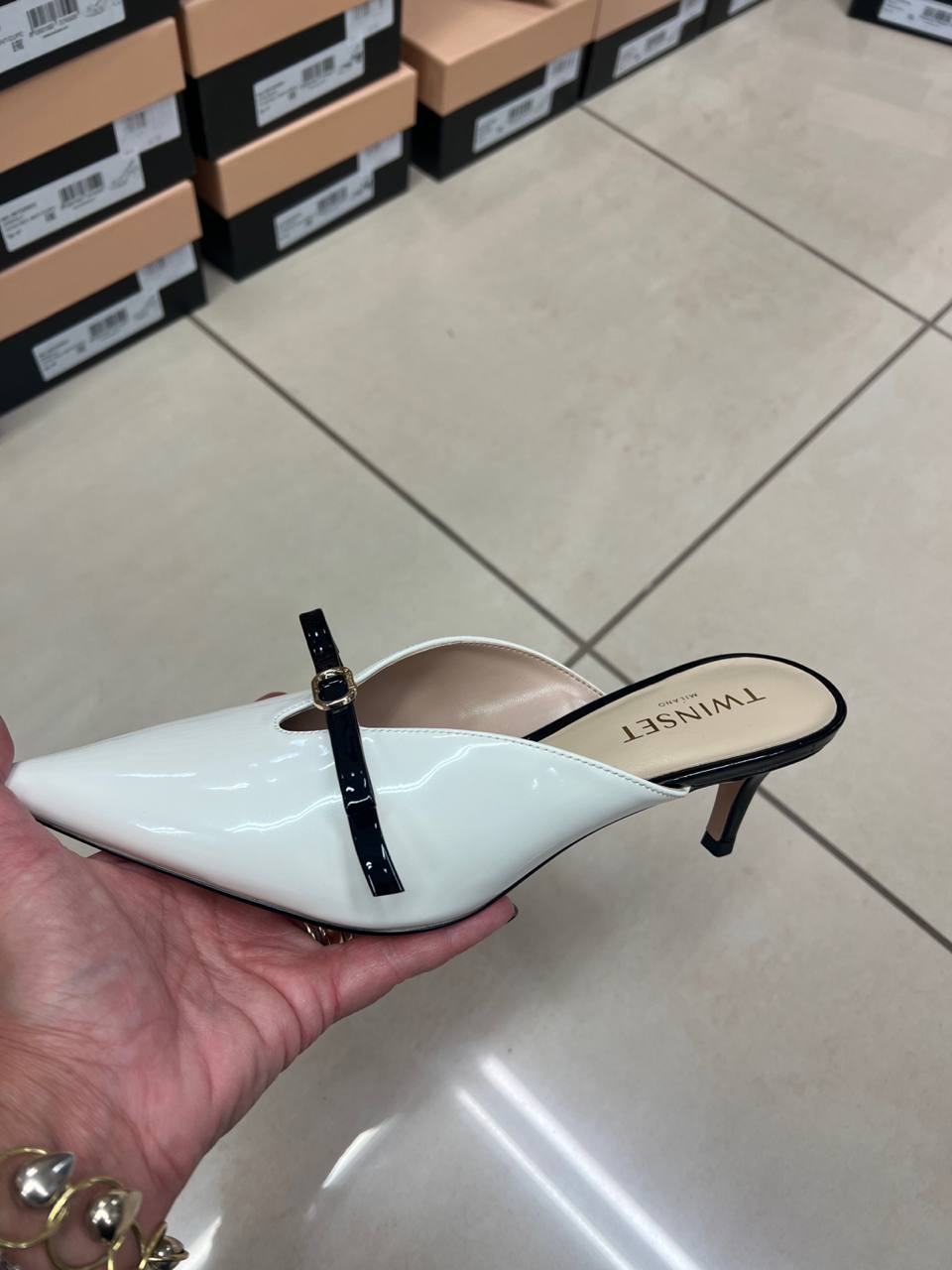 Фото Outlet