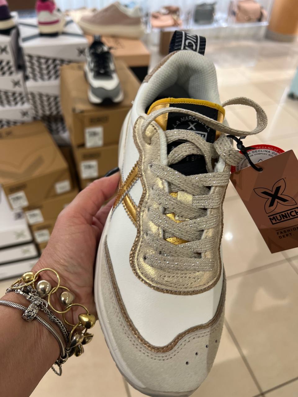 Фото Outlet