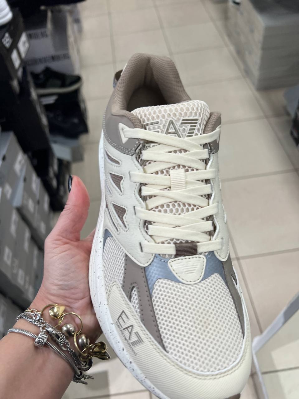 Фото Outlet