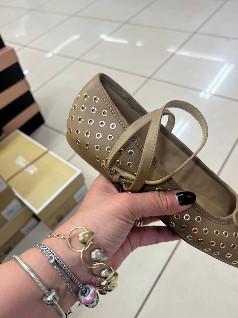 Фото Outlet
