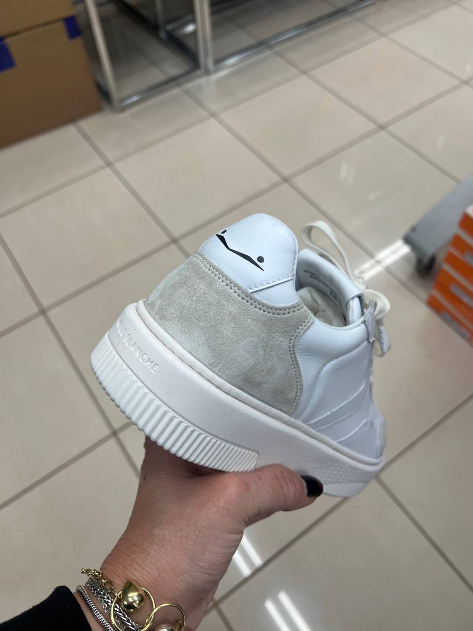 Фото Outlet