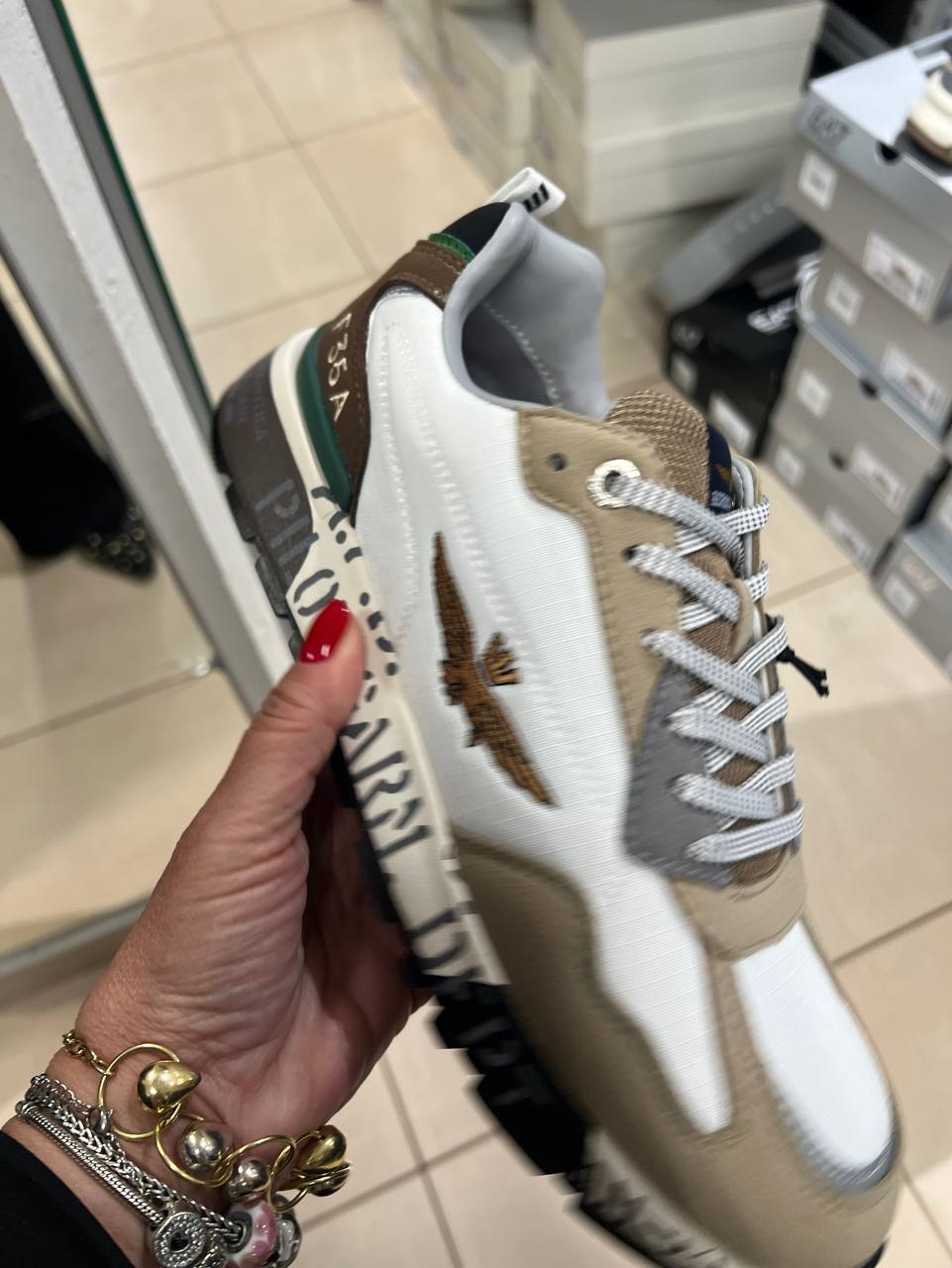 Фото Outlet