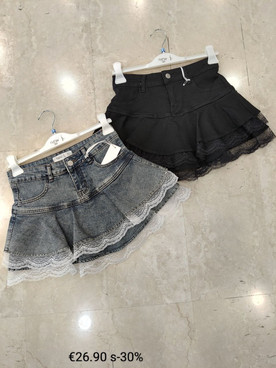 Фото New J
