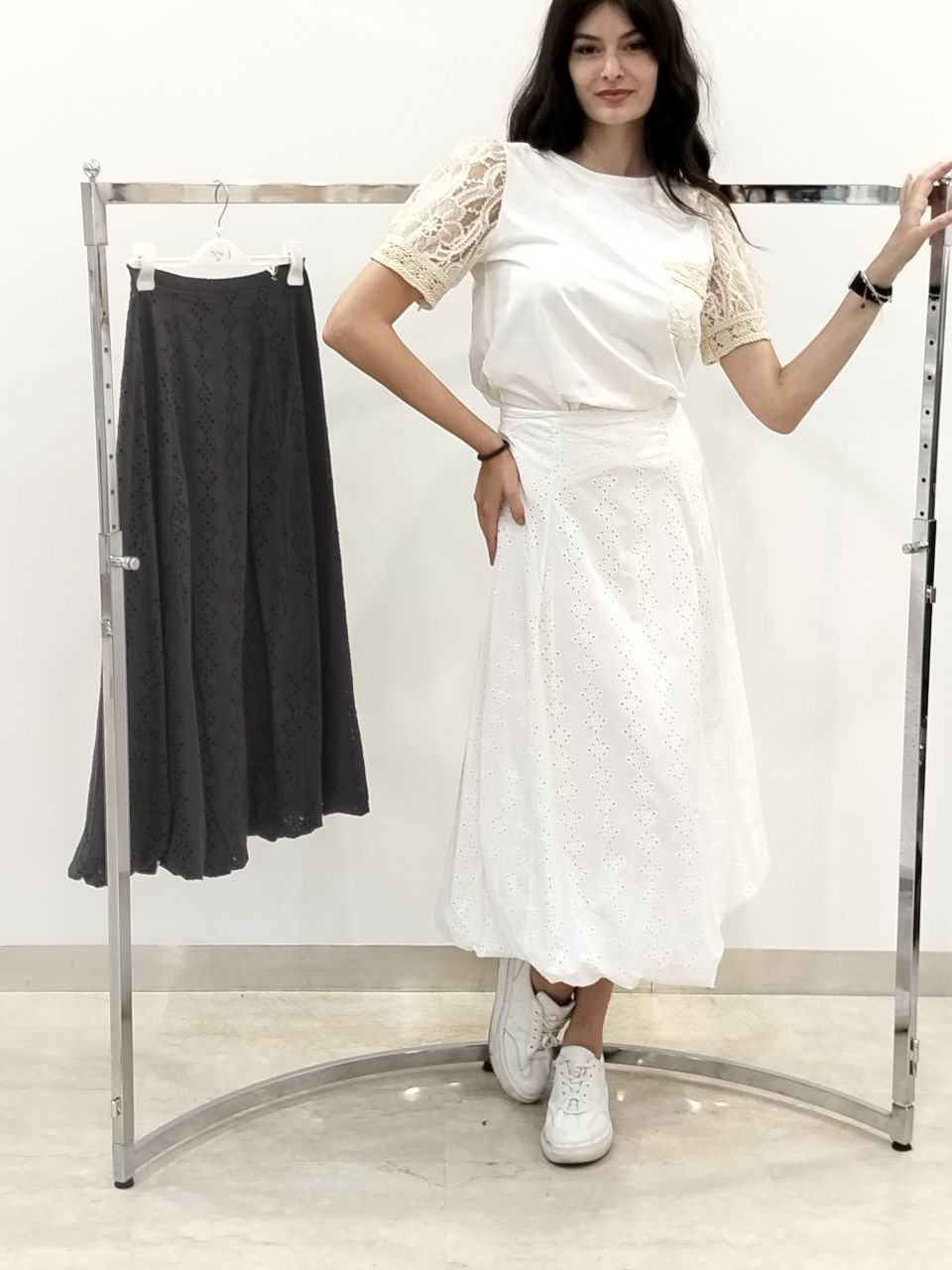 Фото New J