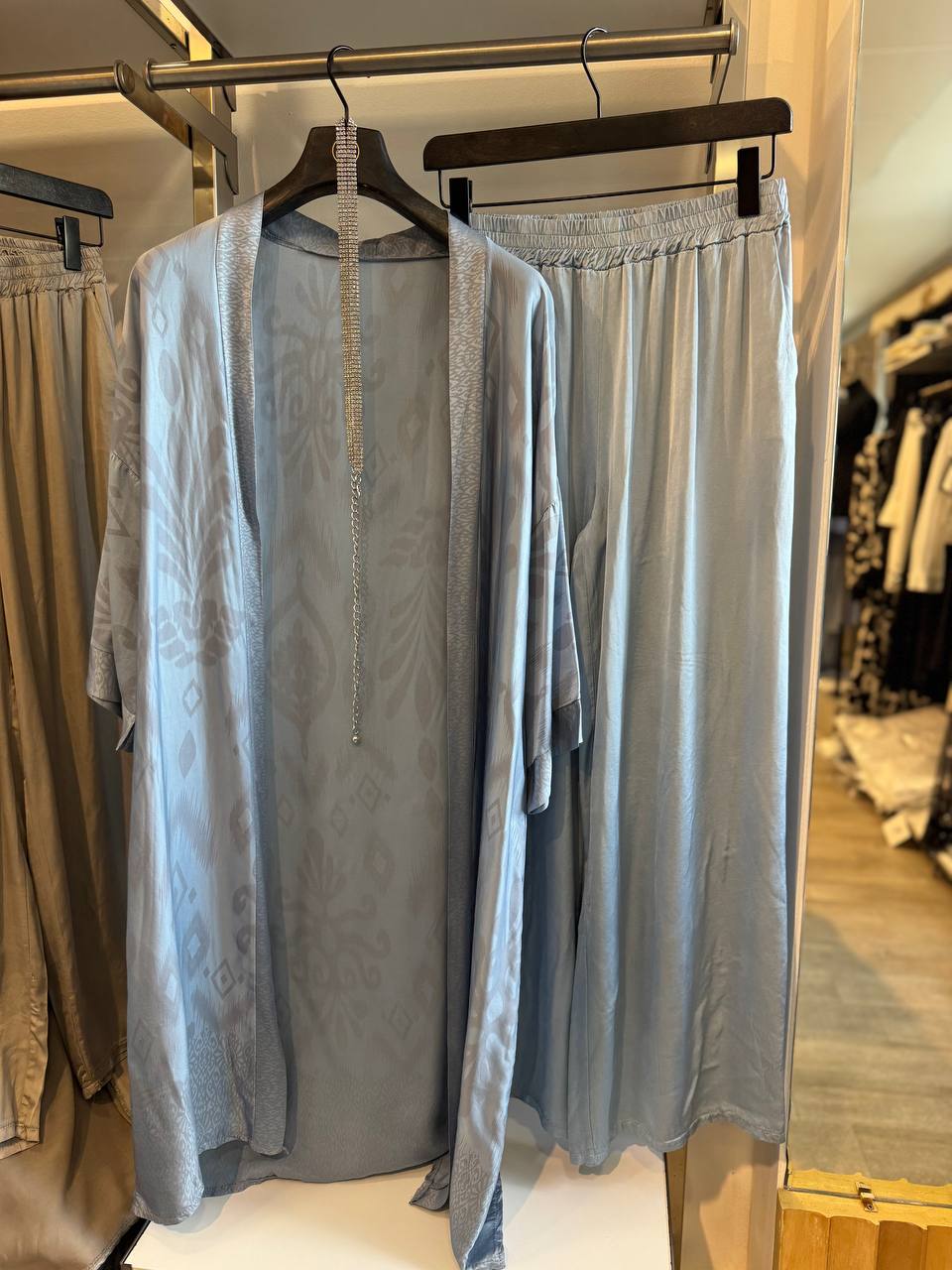 Итальянская одежда, бренд Trash and Luxury, арт. 73706425