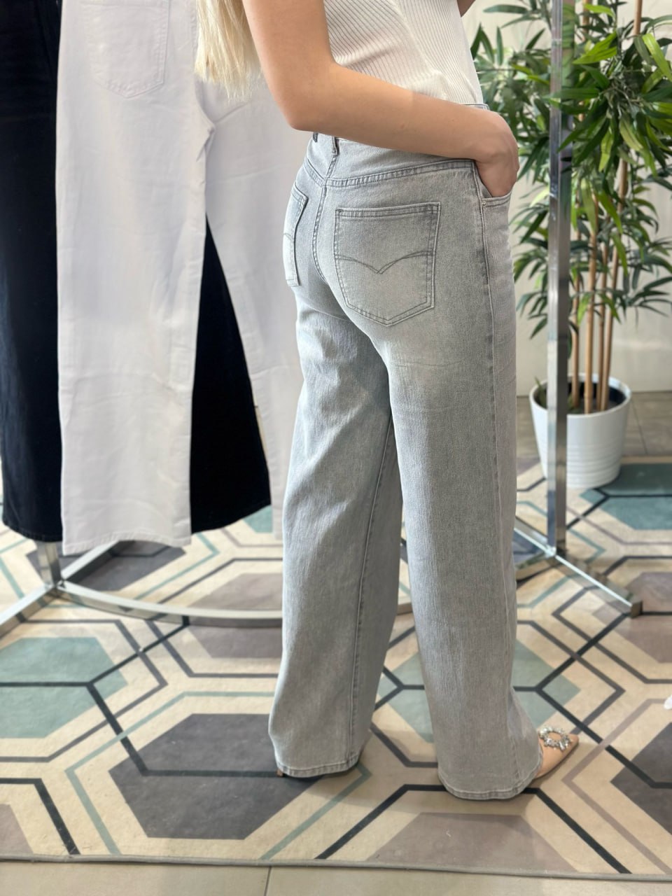Фото Joie Clair (J-Clair)