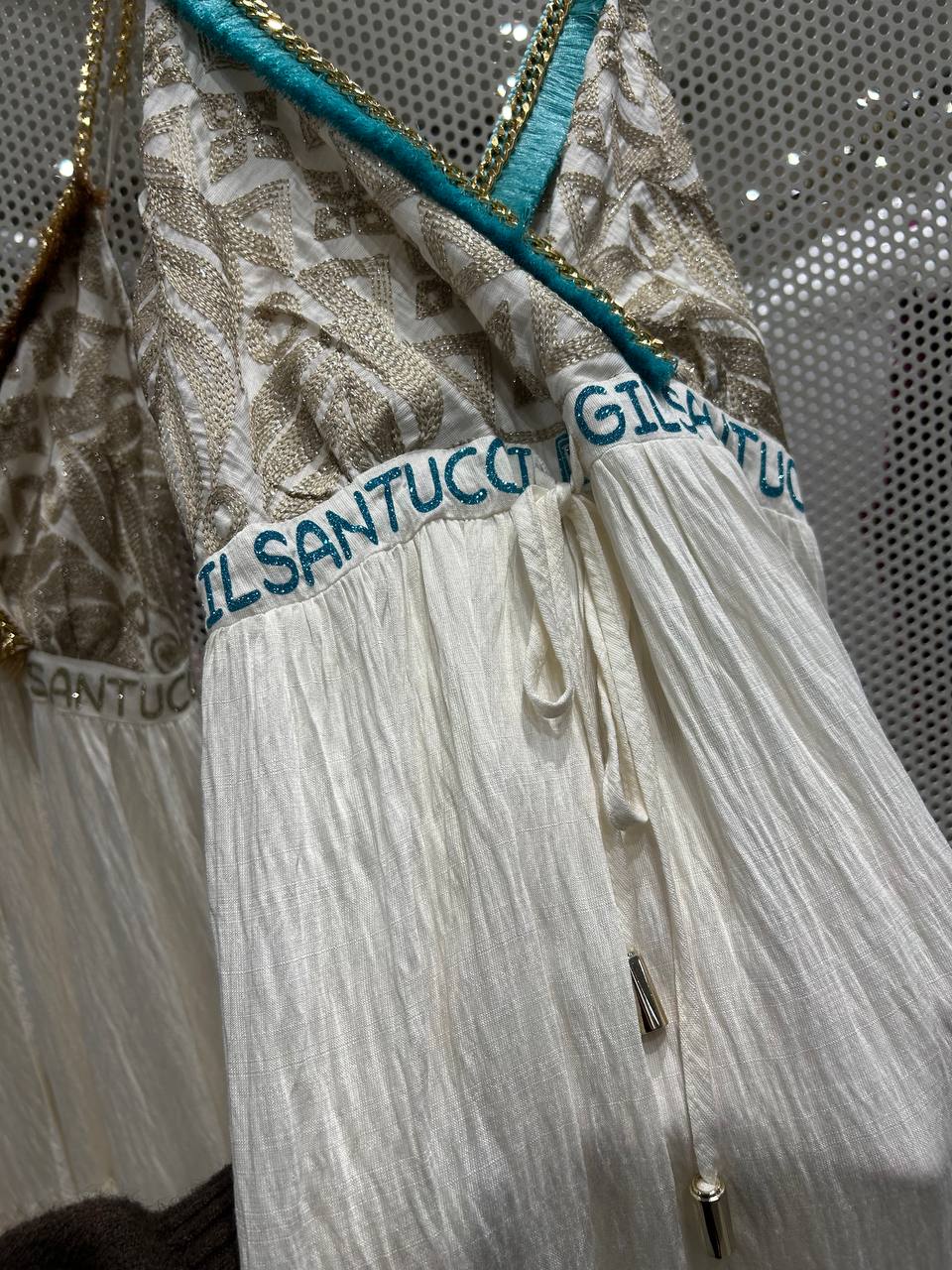 Фото Gil Santucci