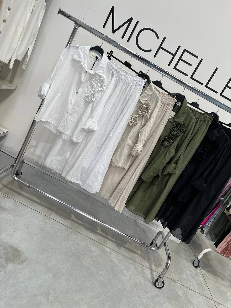 Amelie Follies (Michelle)