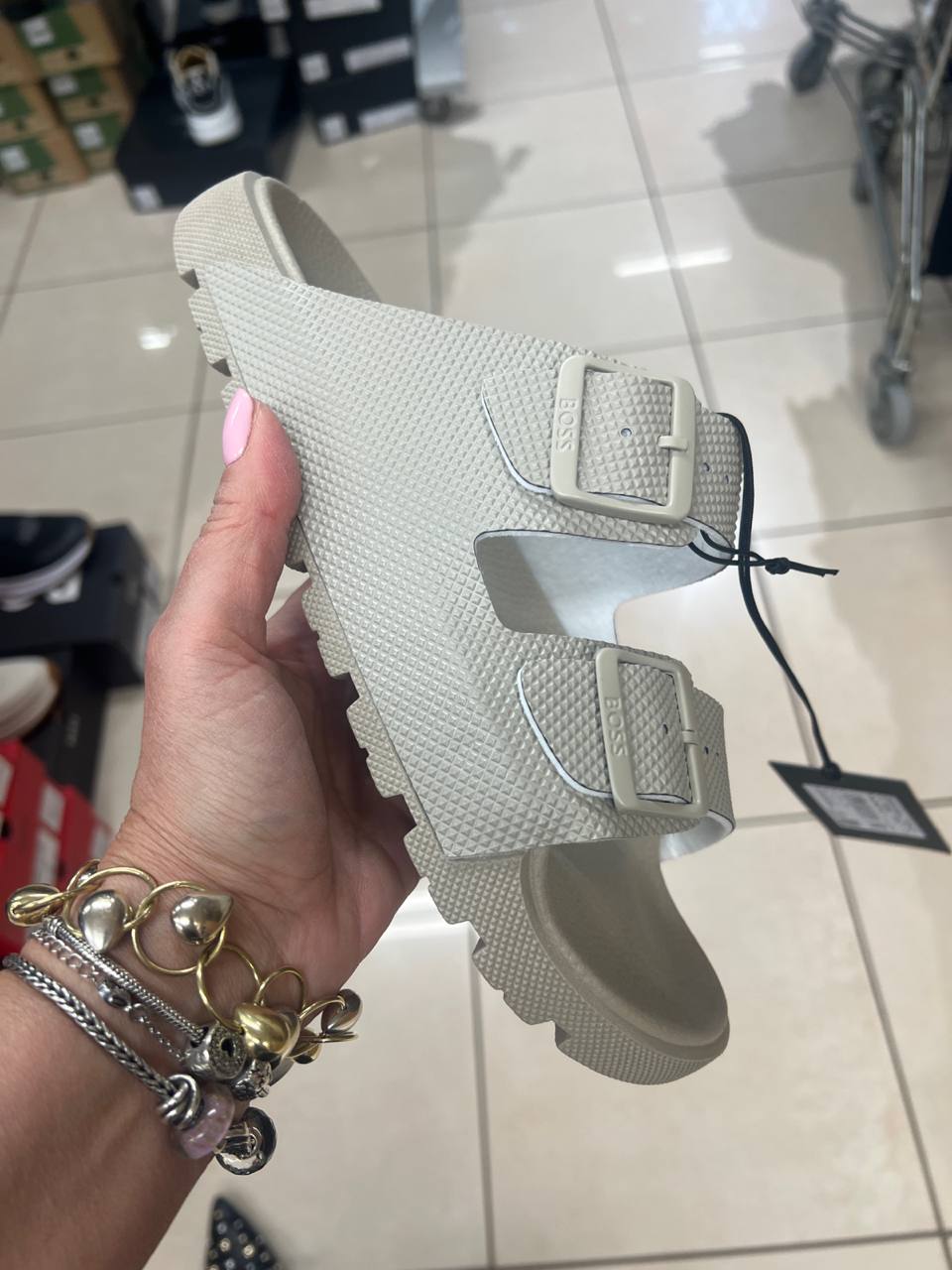 Фото Outlet