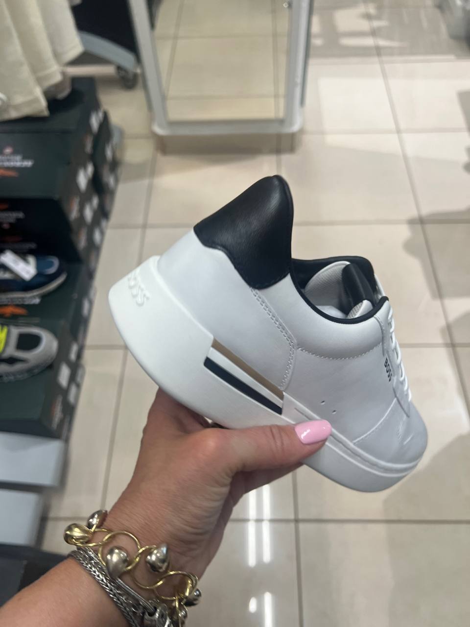 Фото Outlet