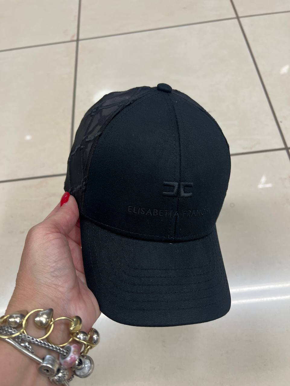 Фото Outlet