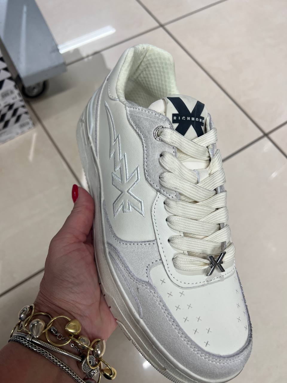 Фото Outlet