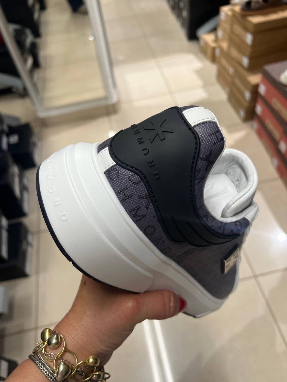 Фото Outlet