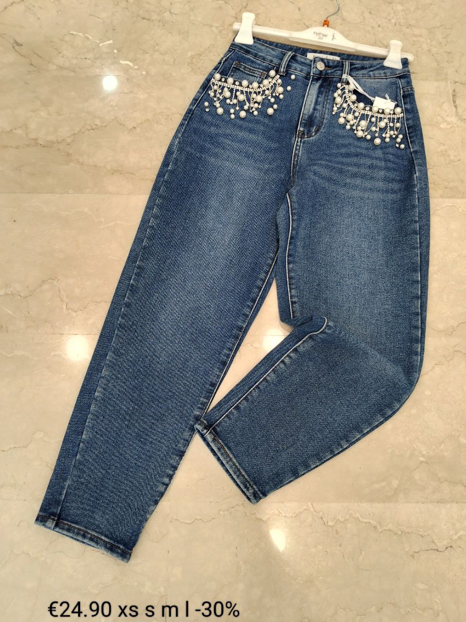 Фото New J