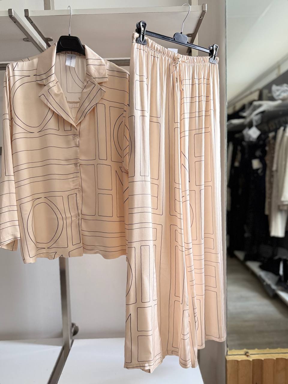Итальянская одежда, бренд Trash and Luxury, арт. 73747961
