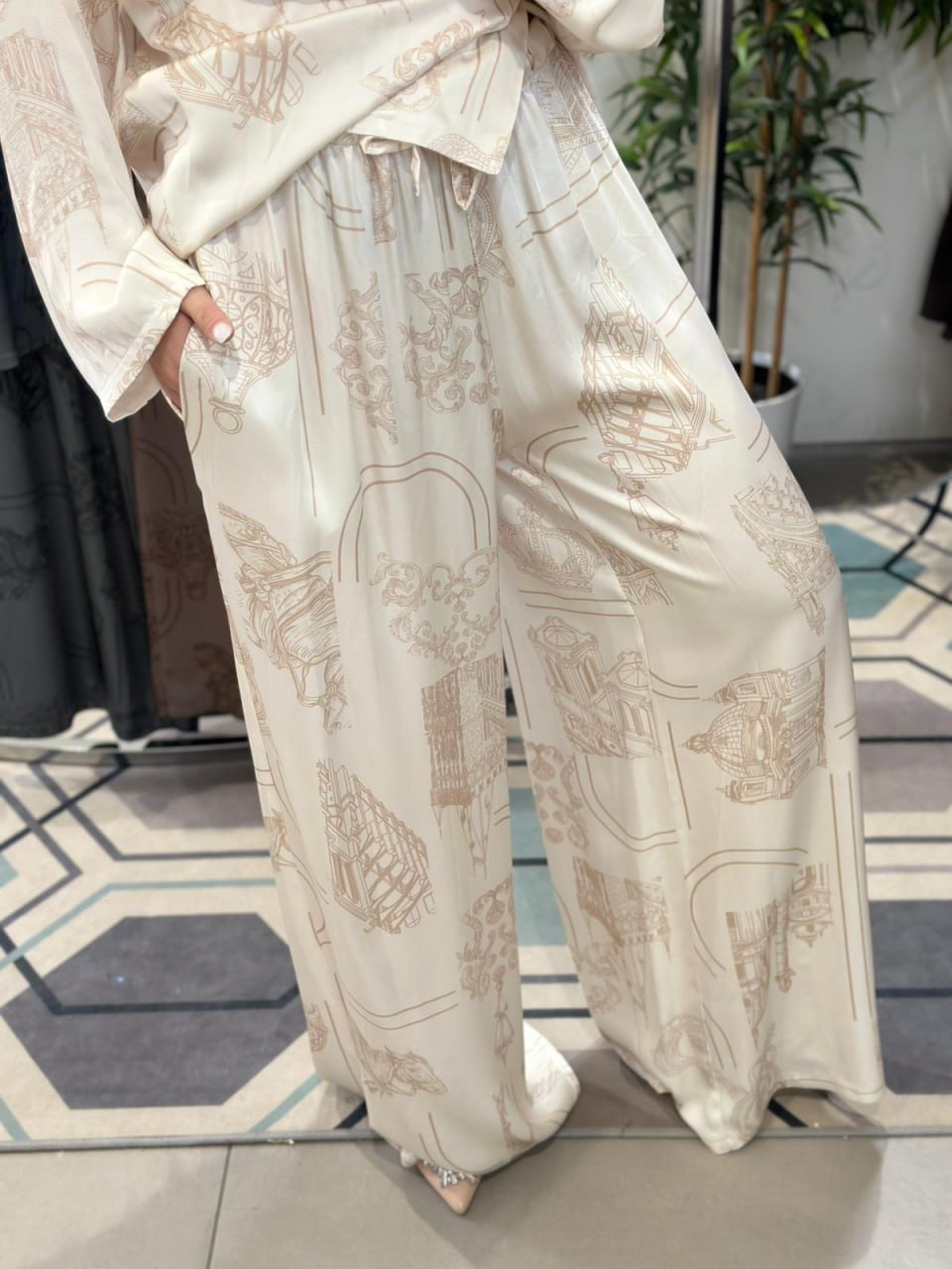 Фото Joie Clair (J-Clair)